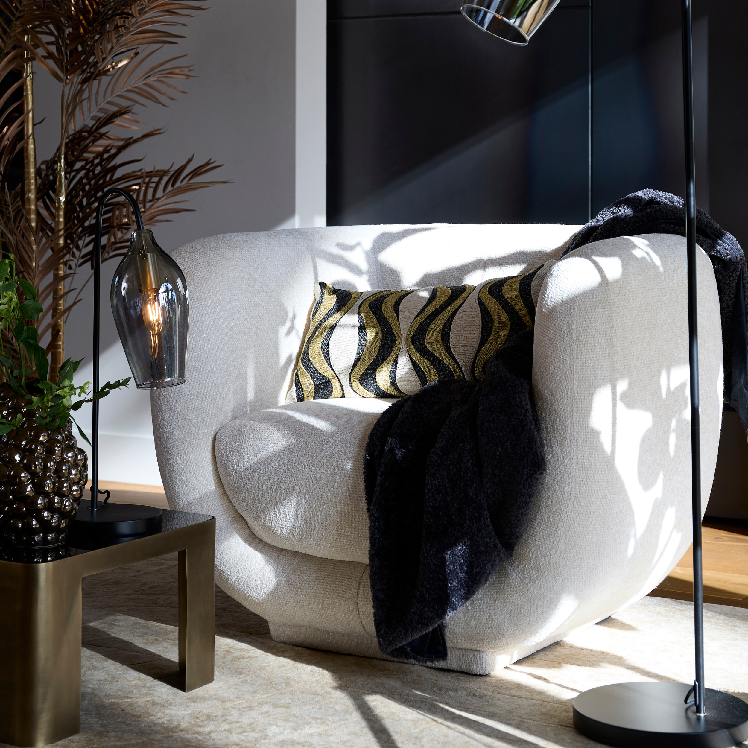 Serenity - Curved Accent Chair with Soft Textured Upholstery In White