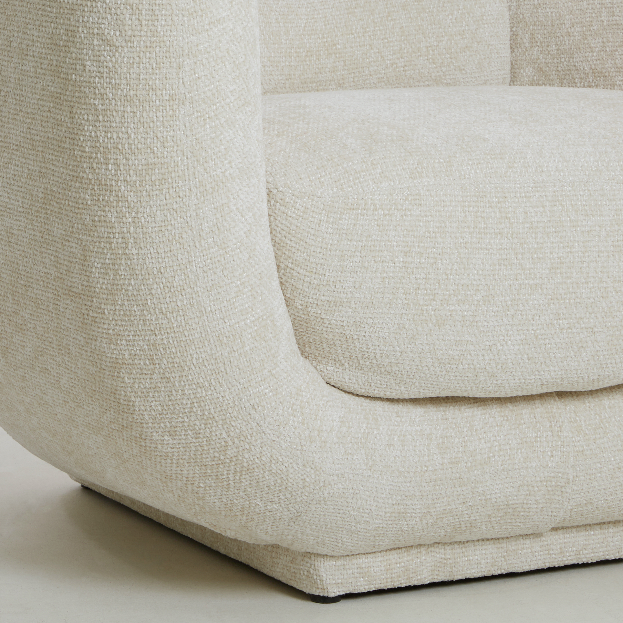 Serenity - Curved Accent Chair with Soft Textured Upholstery In White